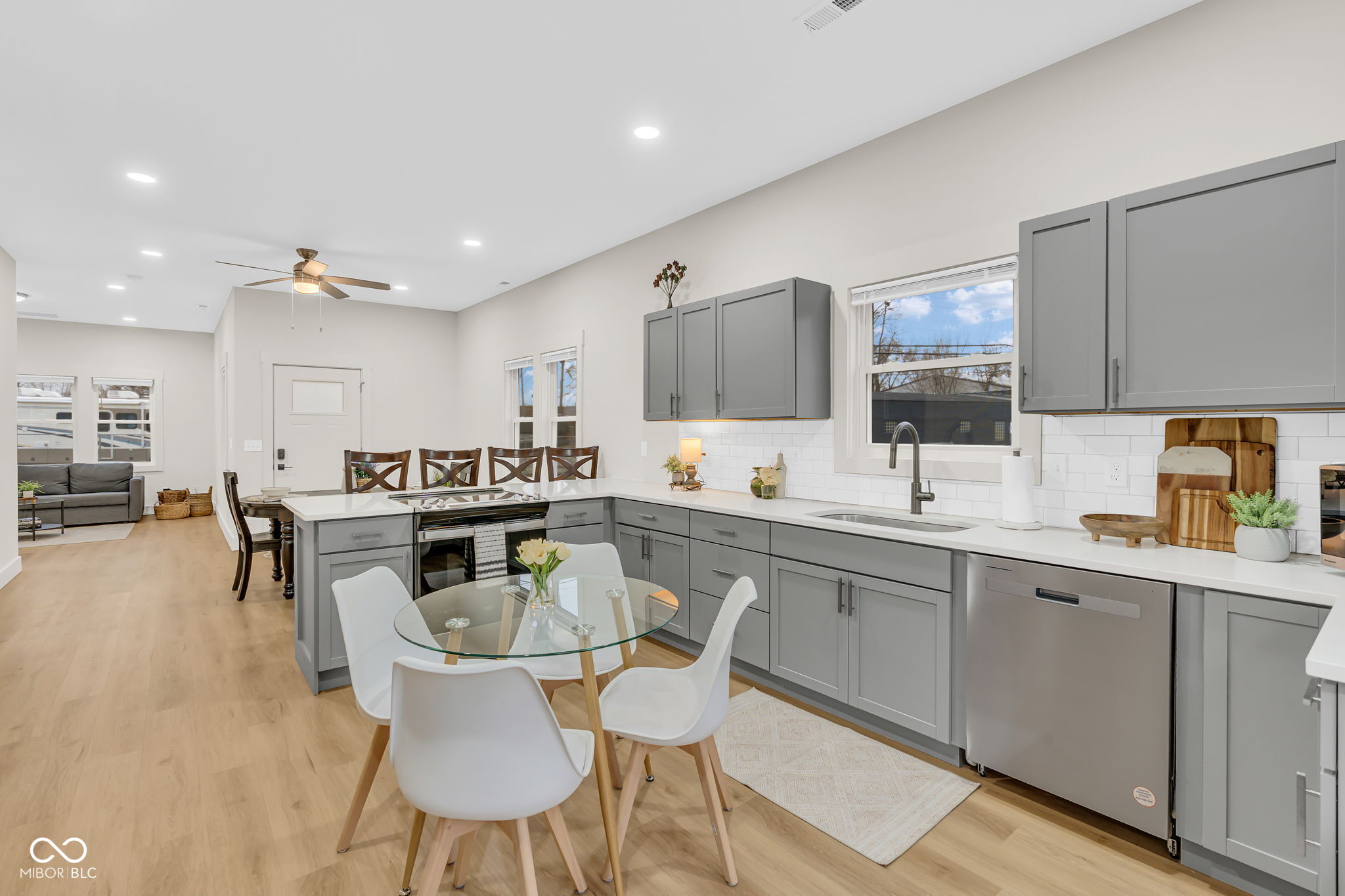 1502 Bates Street Indianapolis, IN 46201 - Photo 10 of 40