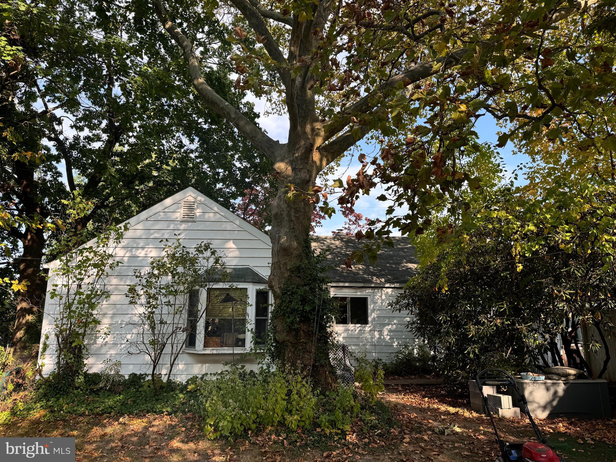 601 South Warminster Road Hatboro, PA 19040 - Photo 5 of 27 Gallery Image 5