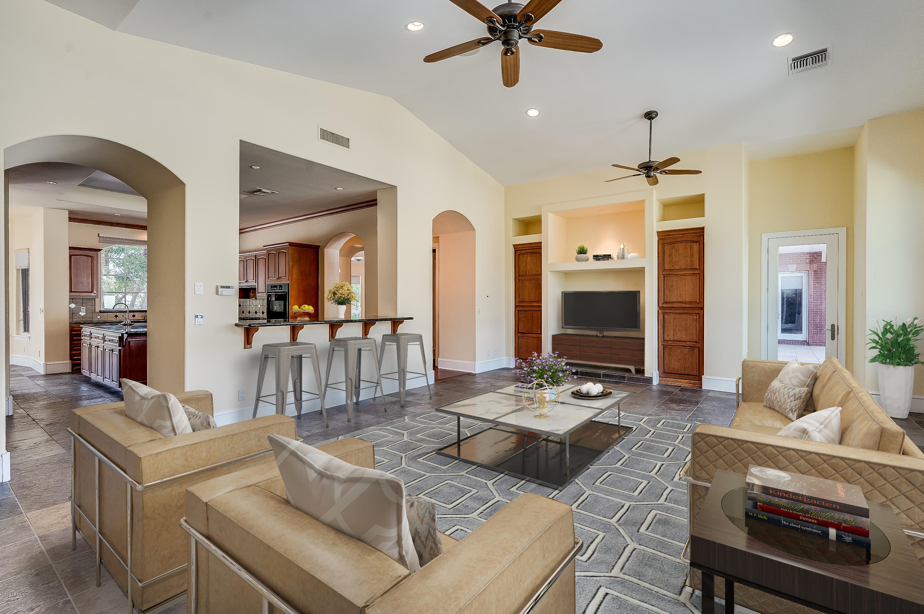 5015 North Camelhead Road Phoenix, AZ 85018 - Photo 16 of 32 9078-Camelhead-38