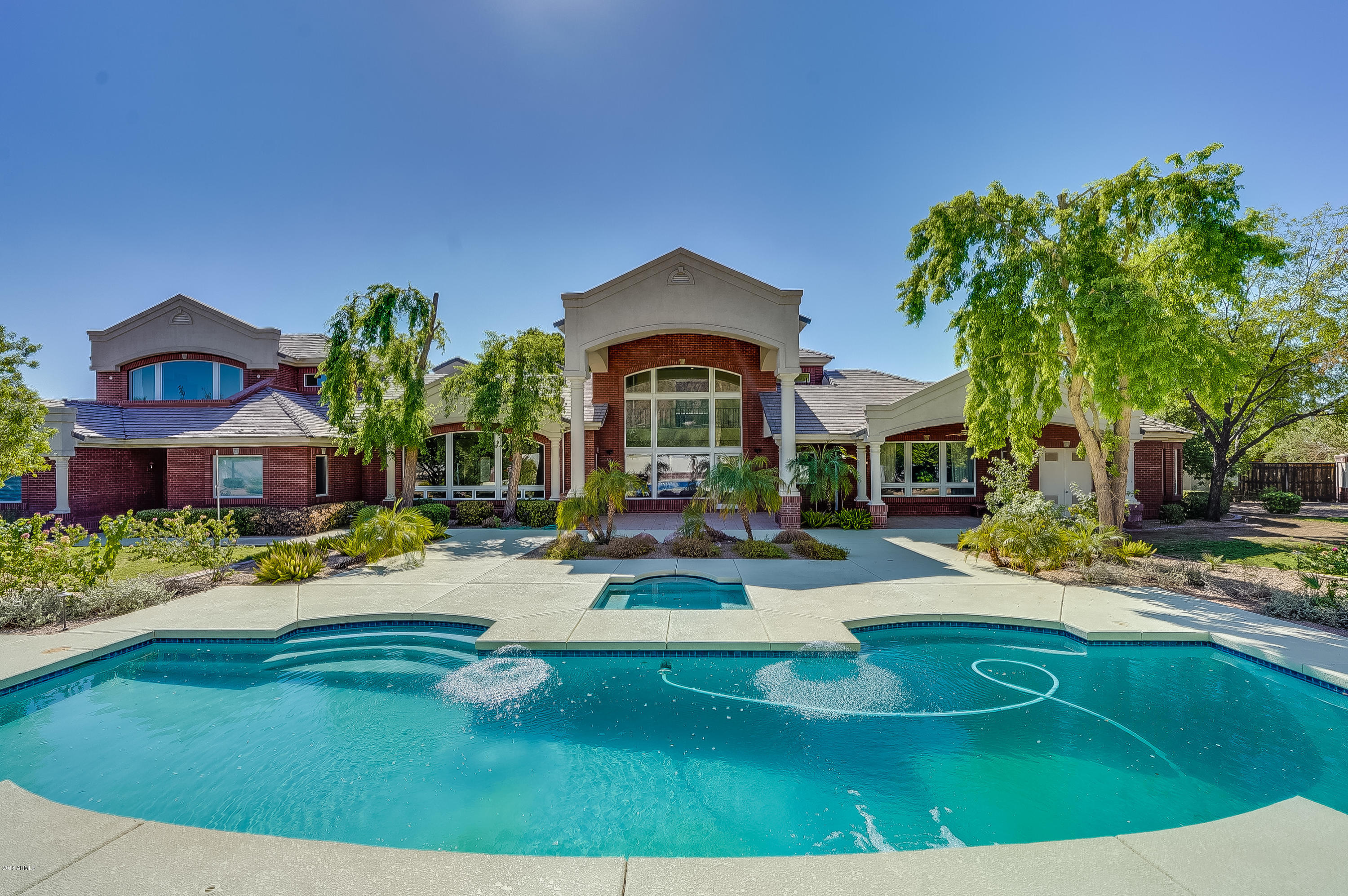 5015 North Camelhead Road Phoenix, AZ 85018 - Photo 29 of 32 Camelhead-114
