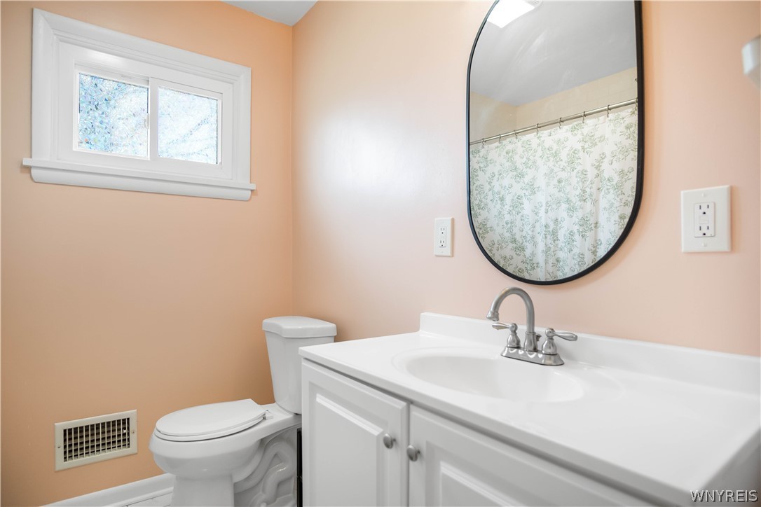 400 Lafayette Road Irondequoit, NY 14609 - Photo 15 of 26