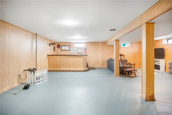 $199,999 | 400 Lafayette Road, Irondequoit, NY 14609