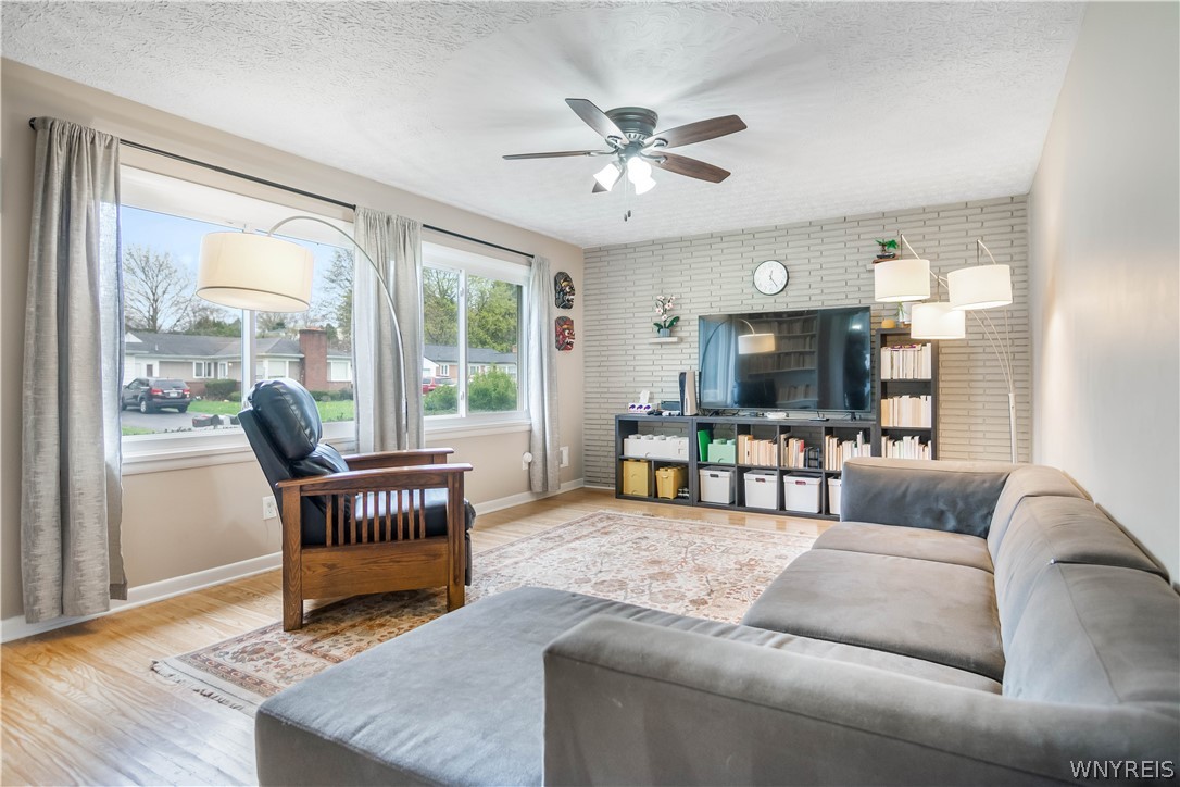 400 Lafayette Road Irondequoit, NY 14609 - Photo 4 of 26