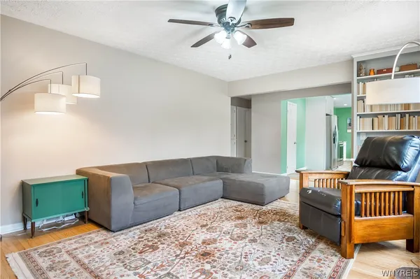 $199,999 | 400 Lafayette Road, Irondequoit, NY 14609