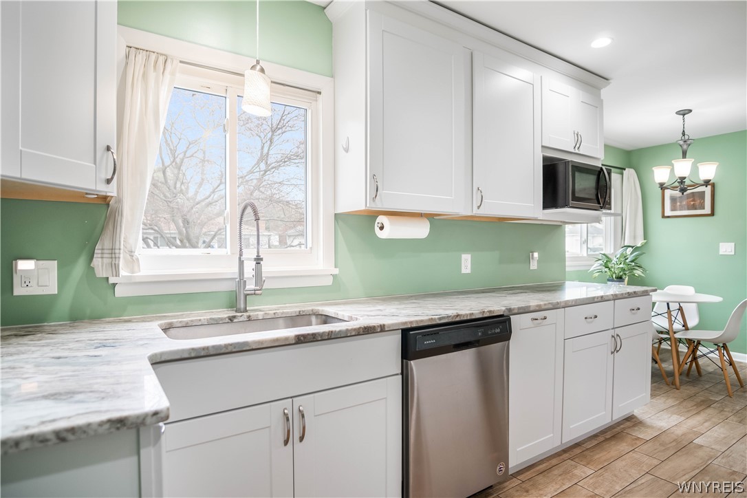 400 Lafayette Road Irondequoit, NY 14609 - Photo 10 of 26