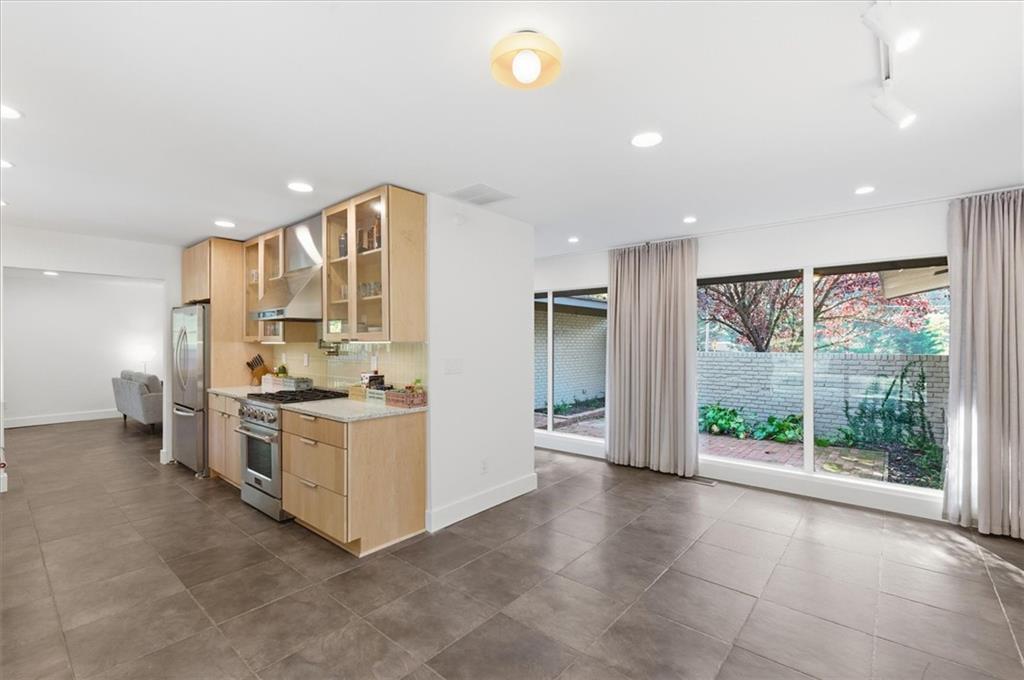 1470 Lavista Road Northeast Atlanta, GA 30324 - Photo 25 of 55