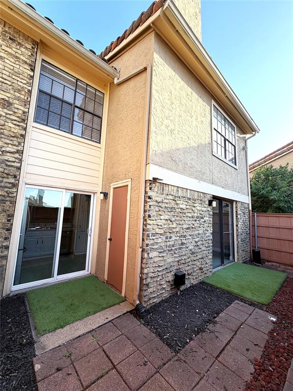 4233 Madera Road, Unit 4 Irving, TX 75038 - Photo 17 of 21