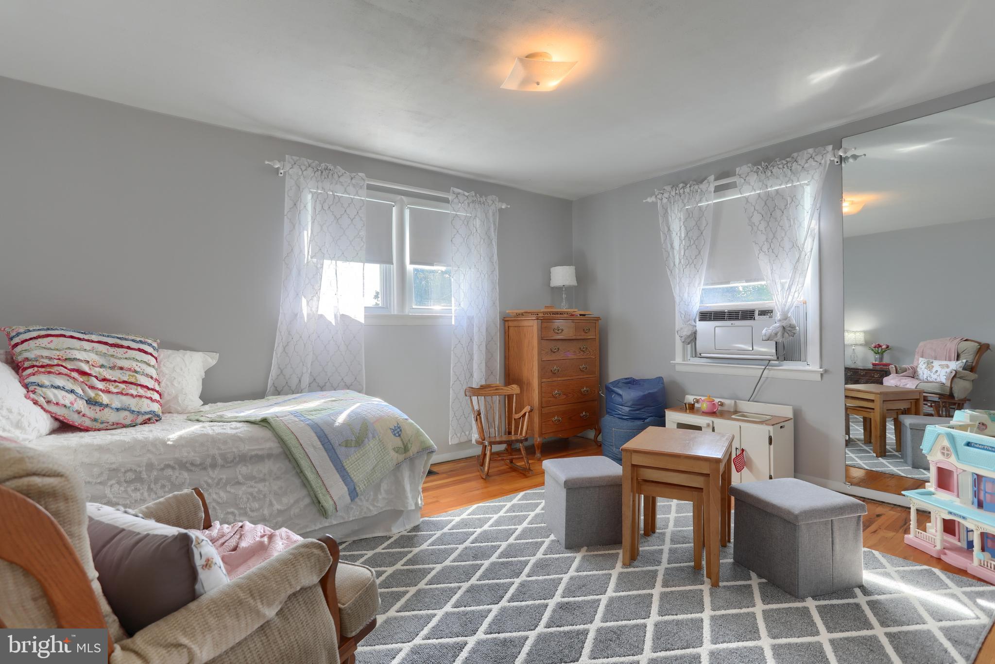 912 Wilhelm Road Harrisburg, PA 17111 - Photo 13 of 32 Gallery Image 13