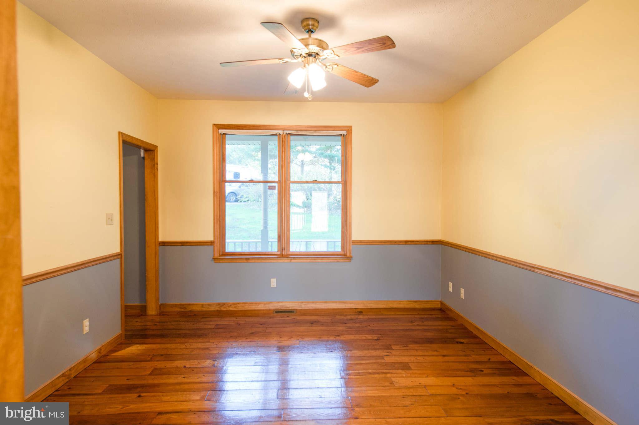 227 Slicers Mill Road Rising Sun, MD 21911 - Photo 12 of 30 Living Room