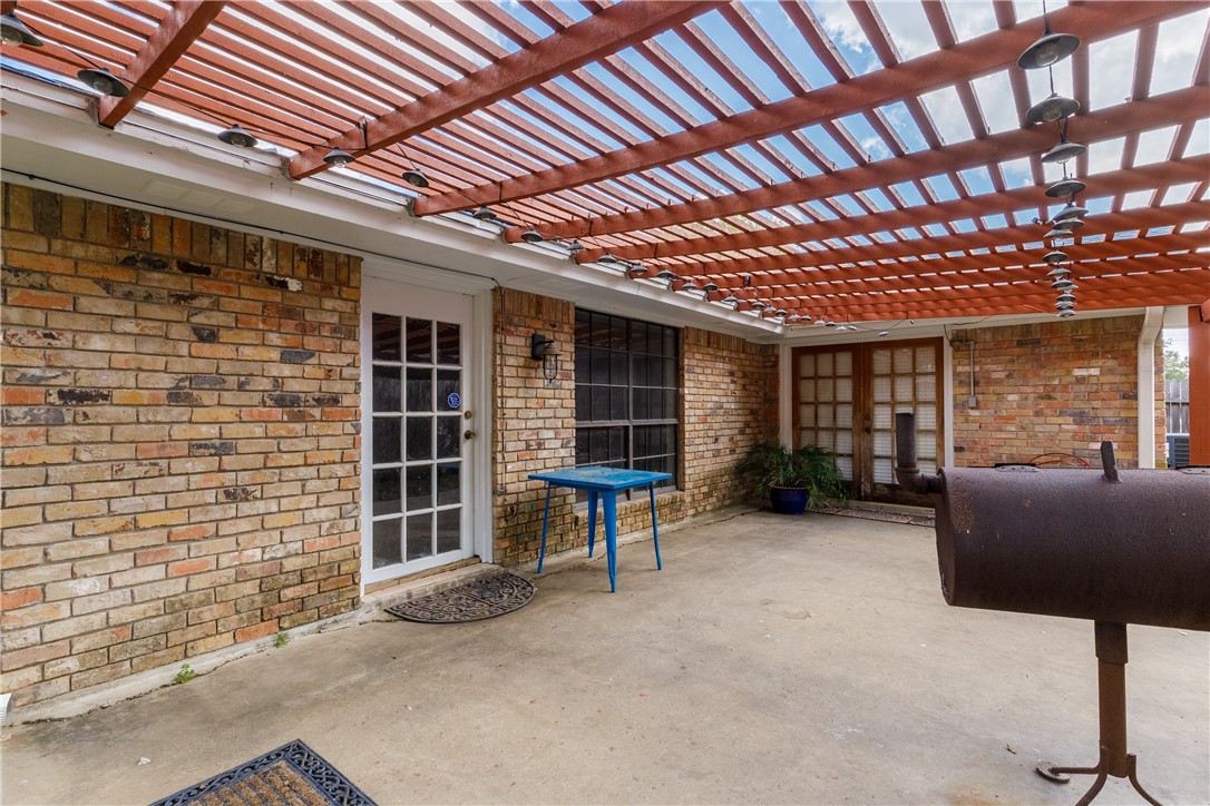 4401 Bluefield Drive Corpus Christi, TX 78413 - Photo 5 of 25 a view of furniture room with furniture and a window