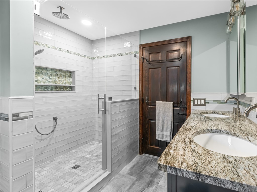 536 Douglas Hook Road Glocester, RI 02814 - Photo 21 of 42 Second floor full bath