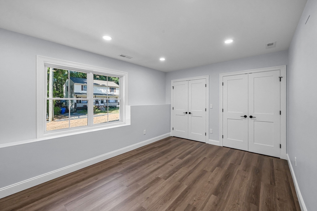 55 Woodrow Street Springfield, MA 01119 - Photo 29 of 37
