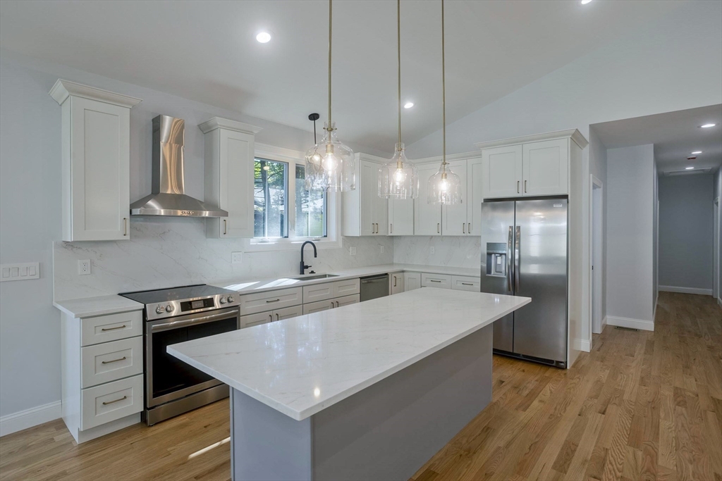 55 Woodrow Street Springfield, MA 01119 - Photo 4 of 37