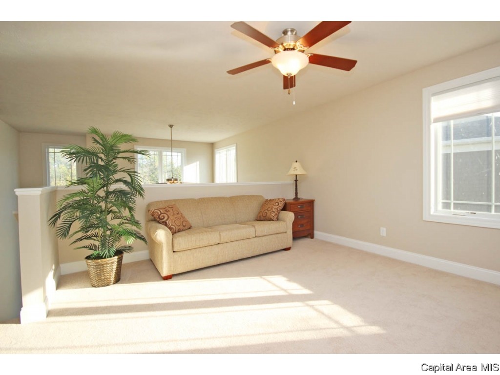 9 Waters Edge Boulevard, Unit 12 Springfield, IL 62712 - Photo 15 of 35 Gallery Image 15