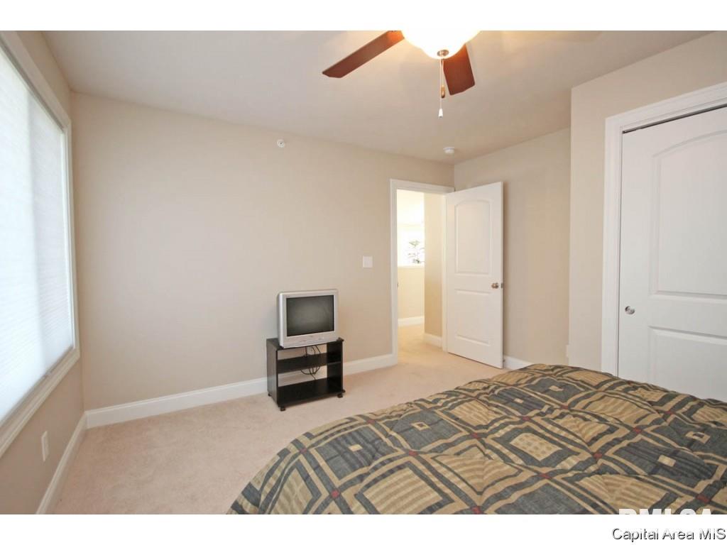 9 Waters Edge Boulevard, Unit 12 Springfield, IL 62712 - Photo 21 of 35 Gallery Image 21