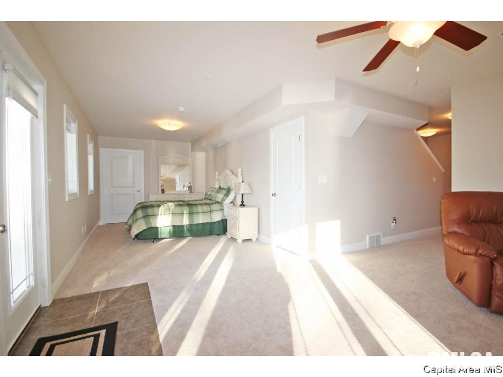 9 Waters Edge Boulevard, Unit 12 Springfield, IL 62712 - Photo 28 of 35 Gallery Image 28