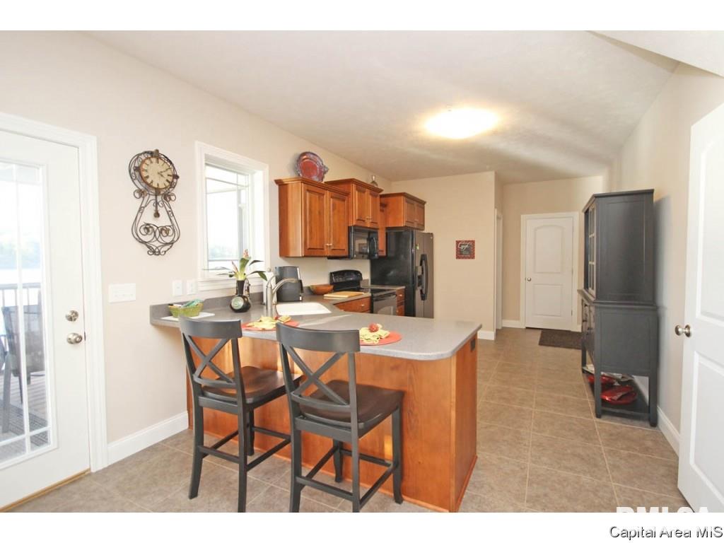 9 Waters Edge Boulevard, Unit 12 Springfield, IL 62712 - Photo 9 of 35 Gallery Image 9