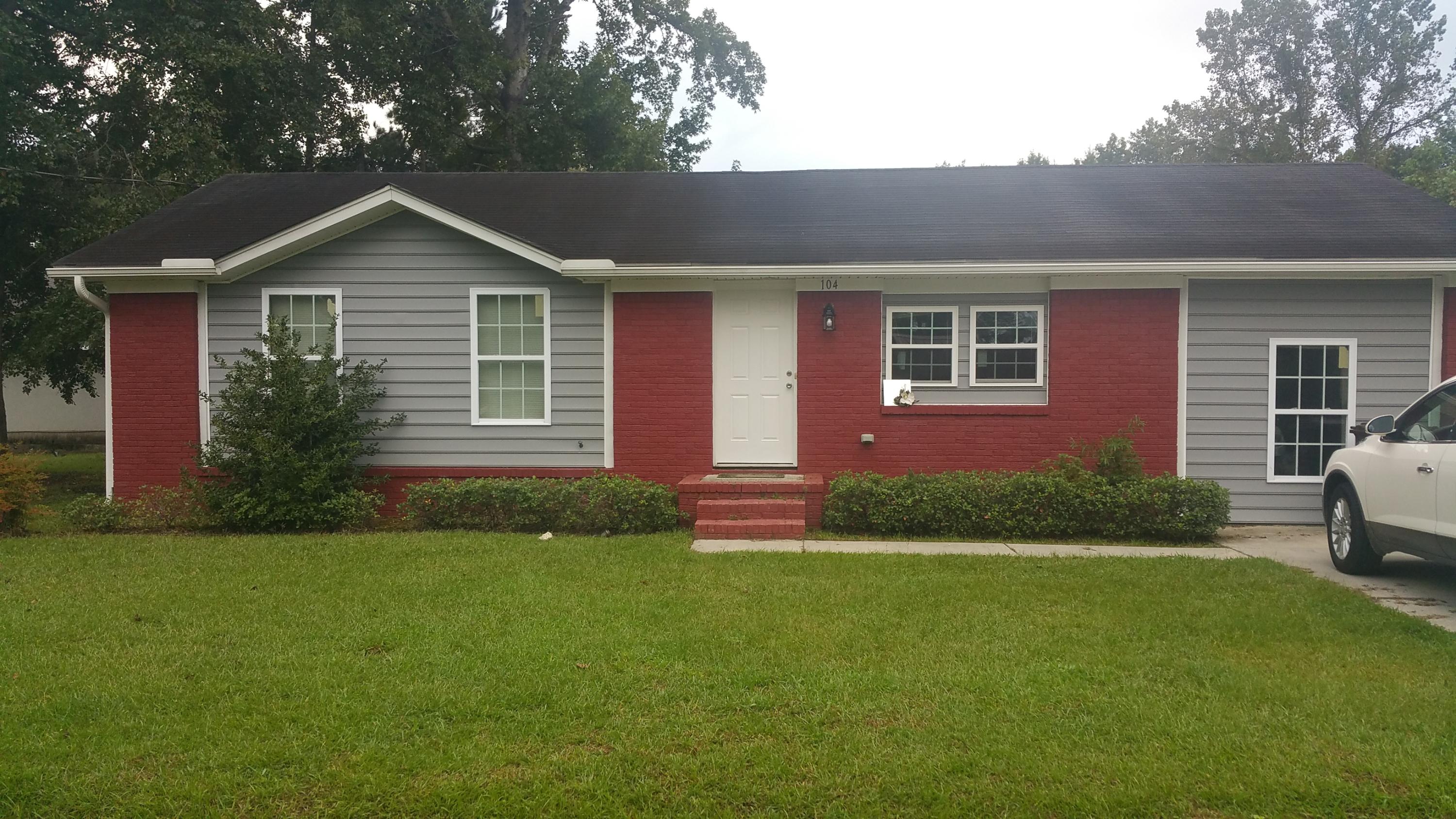104 Butler Street Moncks Corner, SC 29461 - Photo 1 of 11 20160916_080418
