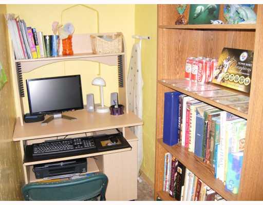 1629 Beryl Drive Baldwin, PA 15227 - Photo 12 of 12 Studio/Study/Office. Cozy computer room with nice size closet