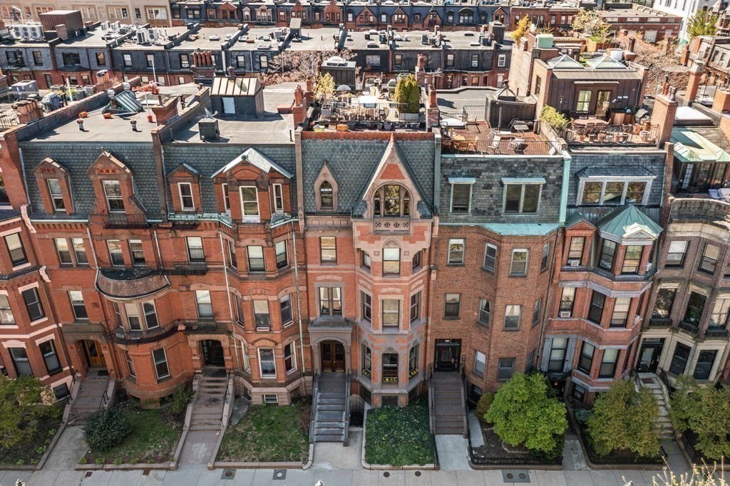 226 Commonwealth Avenue, Unit 1 Boston, MA 02116 - Photo 15 of 17 an aerial view of multiple houses