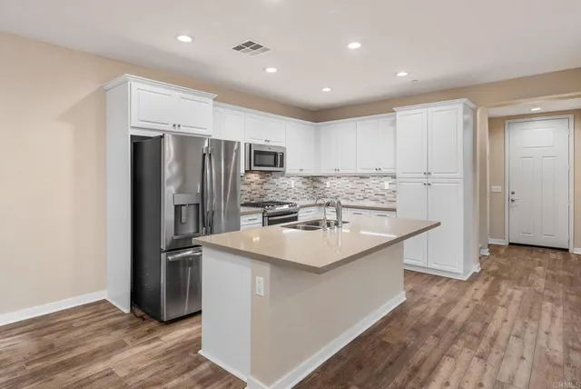 $4,695 | 1158 Camino Prado, Chula Vista, CA 91913