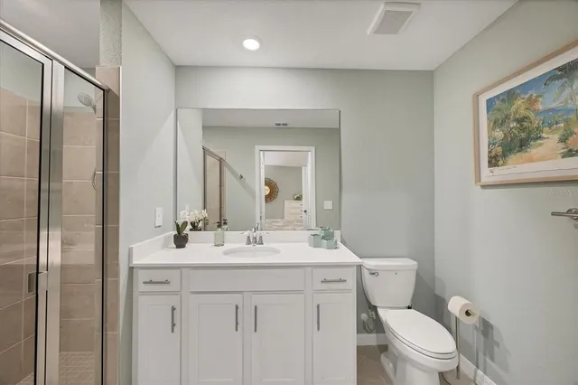 a view of utility room and utility room