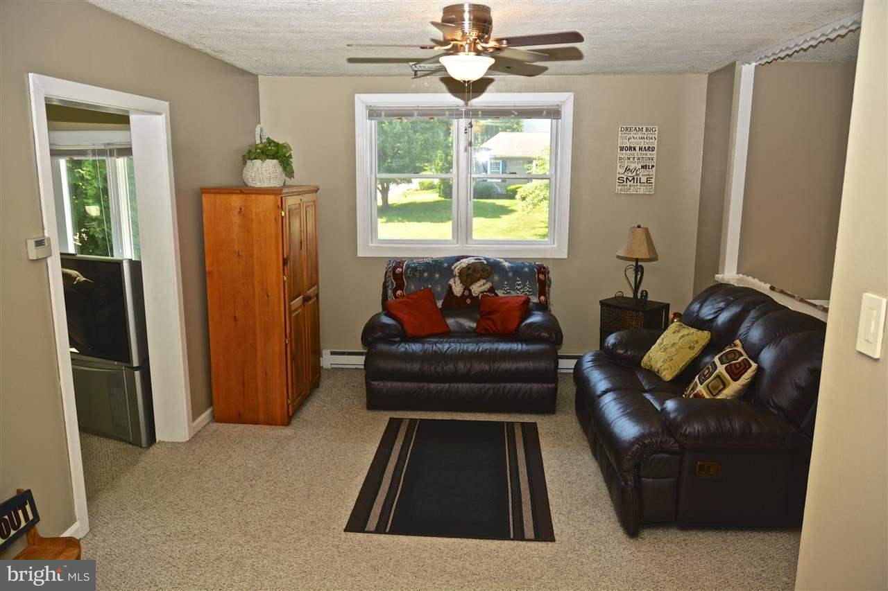 3401 Fox Ridge Court Dover, PA 17315 - Photo 3 of 30 Gallery Image 3