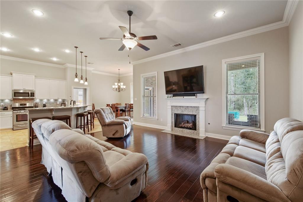 331 Saw Grass Loop Covington, LA 70435 - Photo 2 of 25 Gallery Image 2