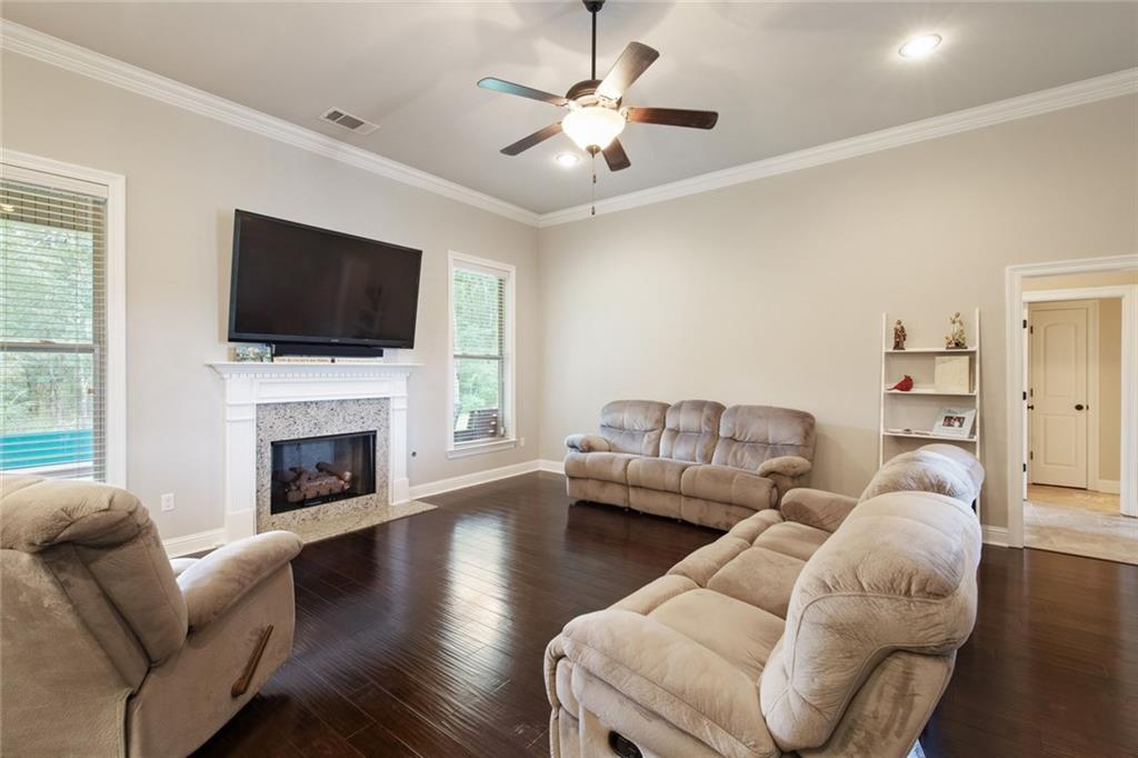 331 Saw Grass Loop Covington, LA 70435 - Photo 3 of 25 Gallery Image 3