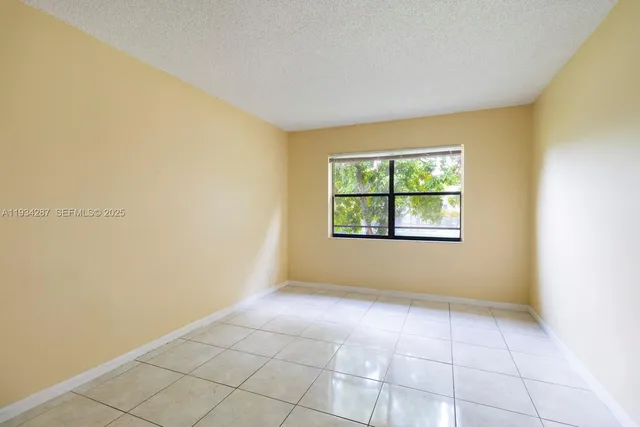 $1,925 | 9022 Northwest 28th Drive, Unit 2311, Coral Springs, FL 33065