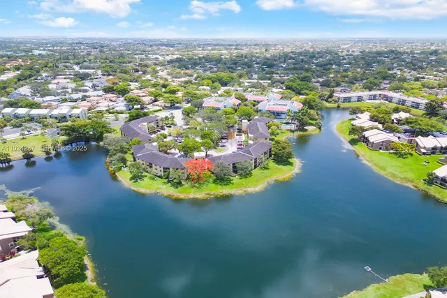 $1,925 | 9022 Northwest 28th Drive, Unit 2311, Coral Springs, FL 33065