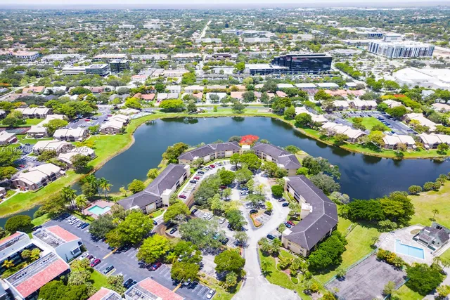 $1,925 | 9022 Northwest 28th Drive, Unit 2311, Coral Springs, FL 33065