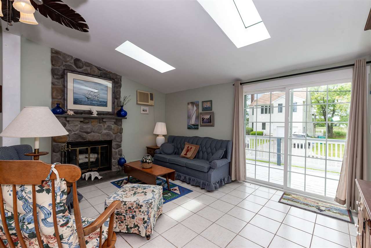 1 Gentian Road Hampton, NH 03842 - Photo 7 of 22 Gallery Image 7