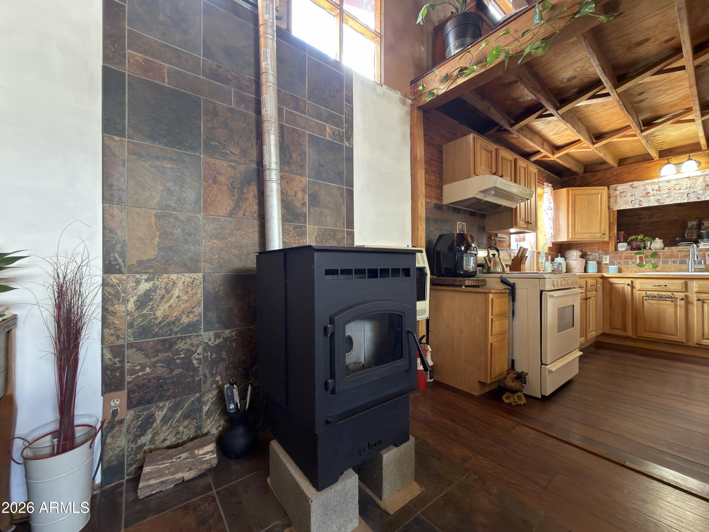 21750 Ranch Road Williams, AZ 86046 - Photo 6 of 47 Pellet Stove