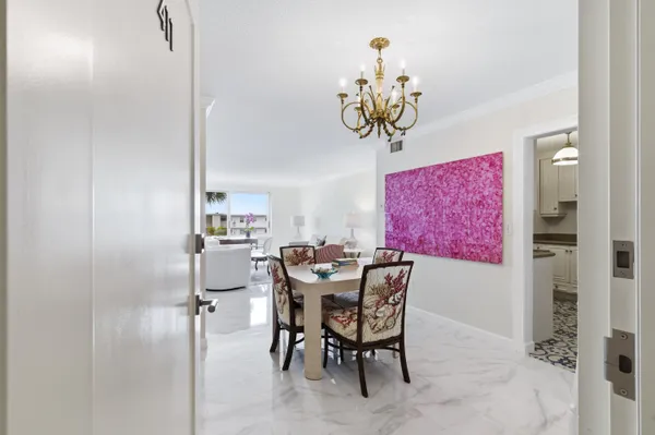 $1,380,000 | 170 North Ocean Boulevard, Unit 411, Palm Beach, FL 33480
