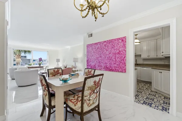$1,380,000 | 170 North Ocean Boulevard, Unit 411, Palm Beach, FL 33480