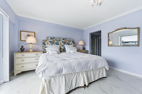 $1,380,000 | 170 North Ocean Boulevard, Unit 411, Palm Beach, FL 33480