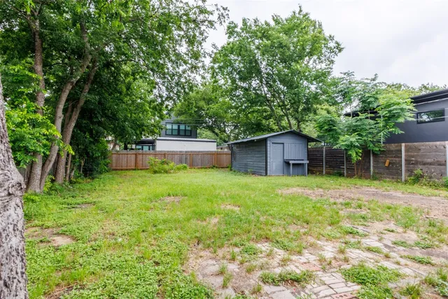 $1,500 | 1902 Pasadena Drive, Austin, TX 78757