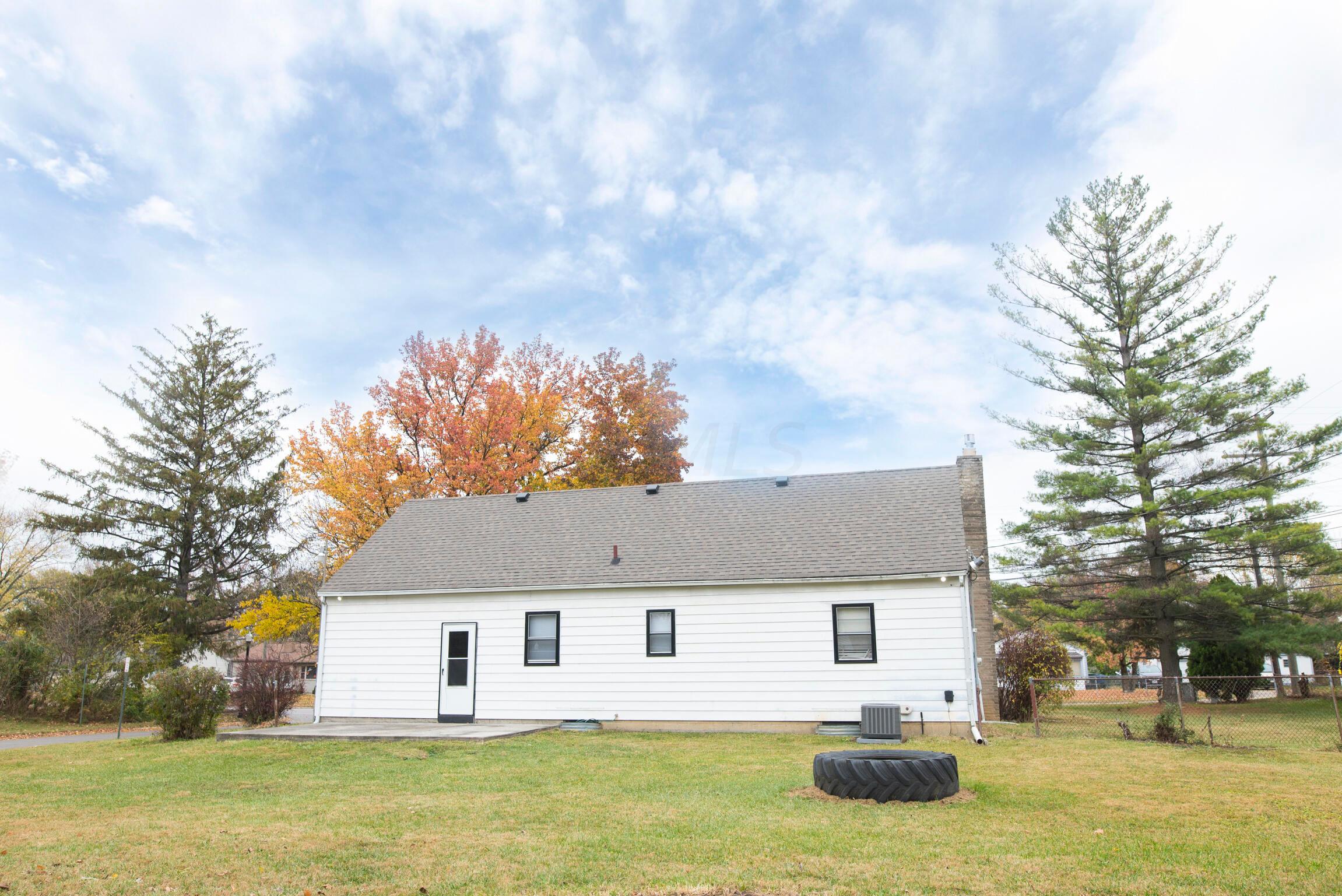 3755 Karl Road Columbus, OH 43224 - Photo 18 of 49 DRM_8810
