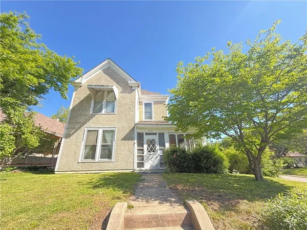 $259,000 | 1622 South Street, Lexington, MO 64067