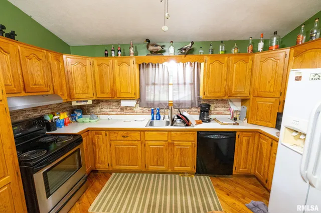 $175,000 | 14 Bushwack Cutoff Road, Golconda, IL 62938