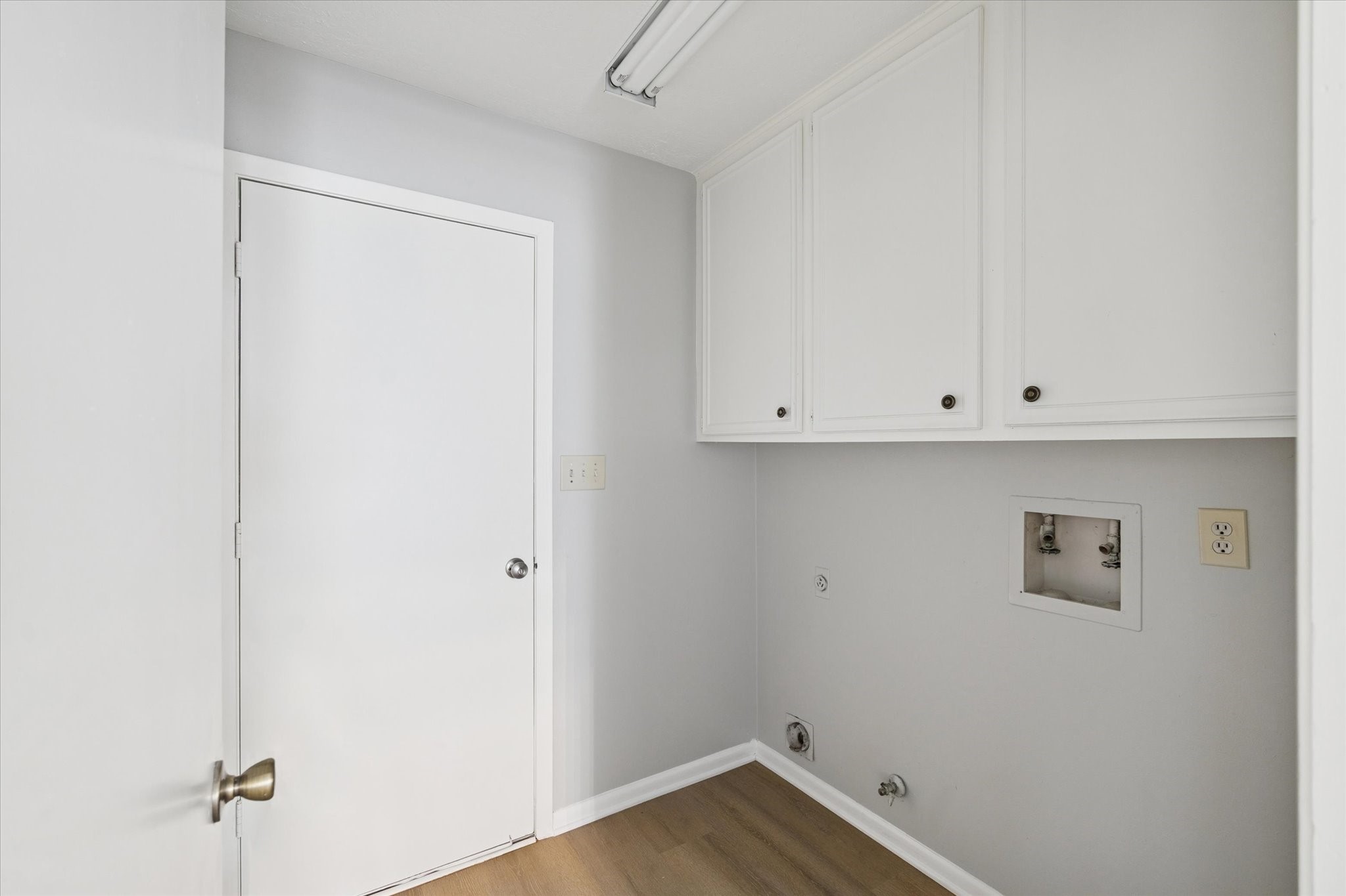 25903 Long Hill Lane Spring, TX 77373 - Photo 19 of 20 a view of a room with wooden floor