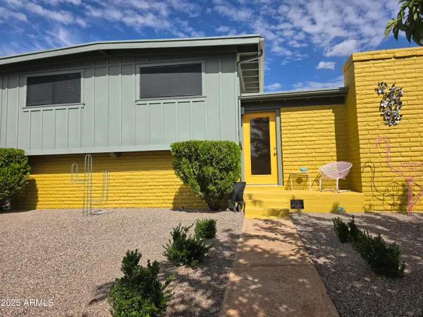 $266,000 | 604 Hovland Street, Bisbee, AZ 85603