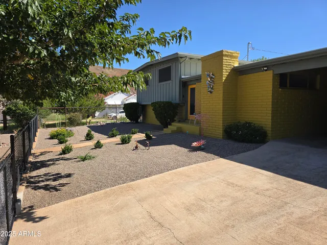 $309,500 | 604 Hovland Street, Bisbee, AZ 85603