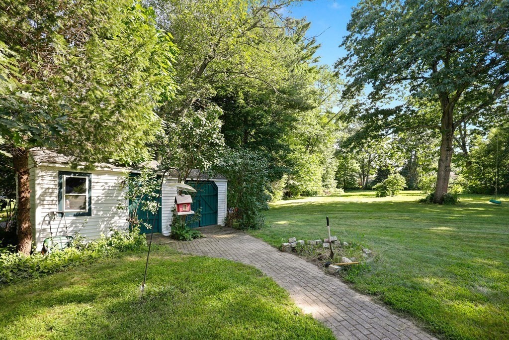202 Van Norden Road Reading, MA 01867 - Photo 37 of 39 Gallery Image 37