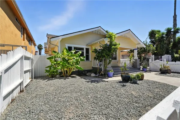 $1,495,000 | 732 St Louis Avenue, Long Beach, CA 90804