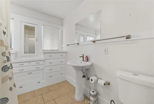 $1,495,000 | 732 St Louis Avenue, Long Beach, CA 90804