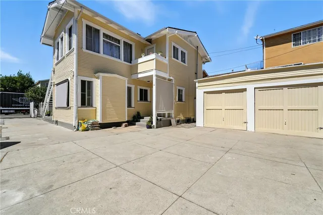 $1,495,000 | 732 St Louis Avenue, Long Beach, CA 90804