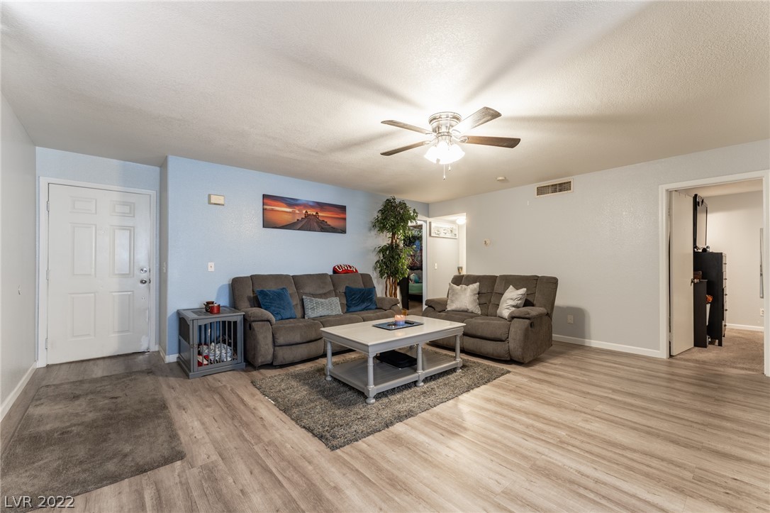 8012 Cimarron Ridge Drive, Unit 101 Las Vegas, NV 89128 - Photo 4 of 22
