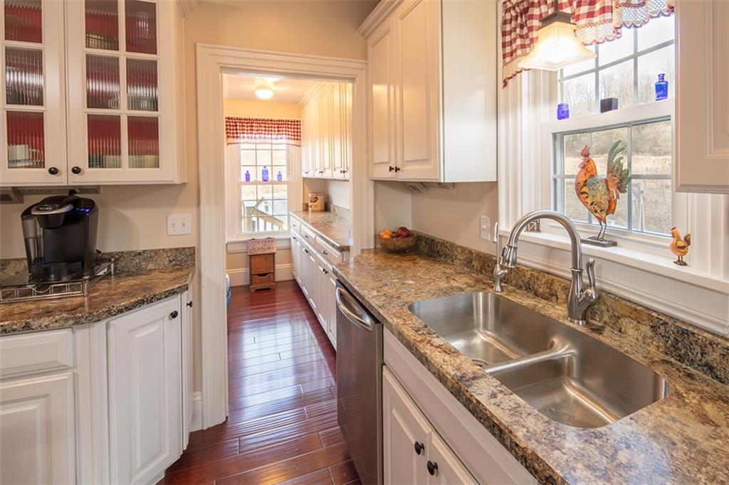 174 Mccloy Road Beaver Falls, PA 15010 - Photo 12 of 19 Gallery Image 12